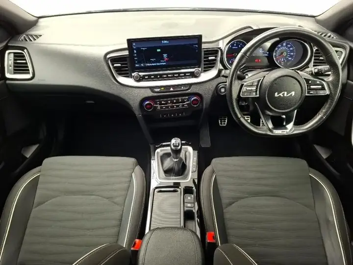 Kia Proceed 2023 photo 3