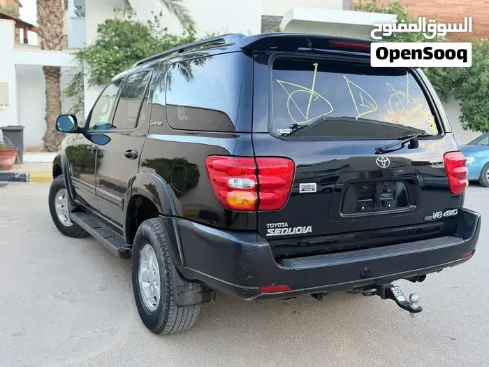Toyota Sequoia 2002 photo 4