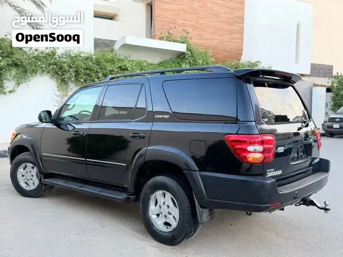 Toyota Sequoia 2002 photo 2