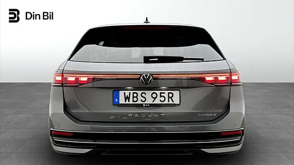 Volkswagen Passat 2025 photo 5
