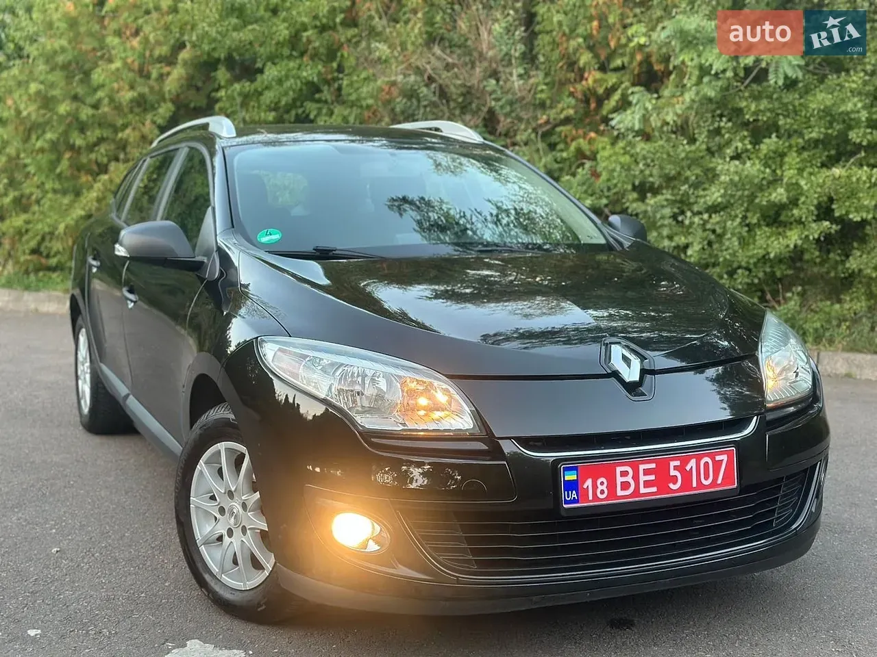 Renault Megane 2013 photo 2