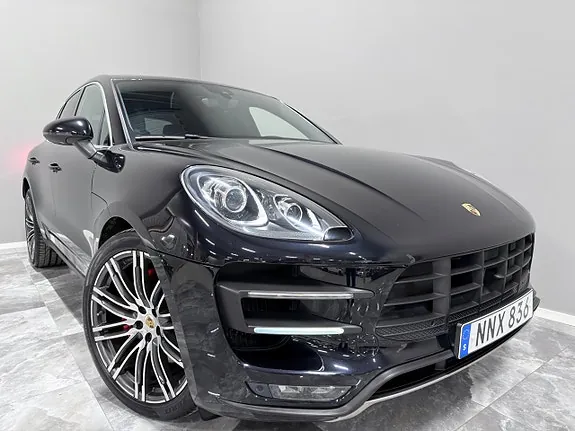 Porsche Macan Turbo 2014 photo 2