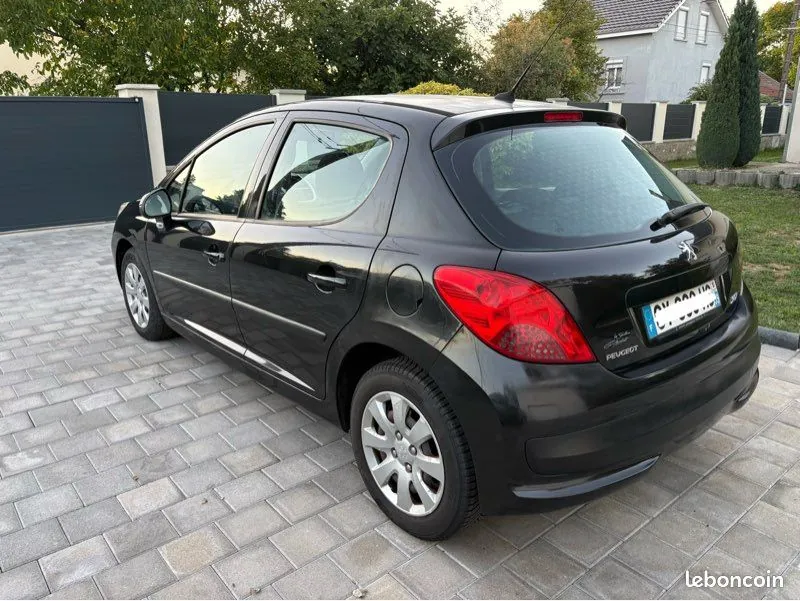 Peugeot 207 2007 photo 4