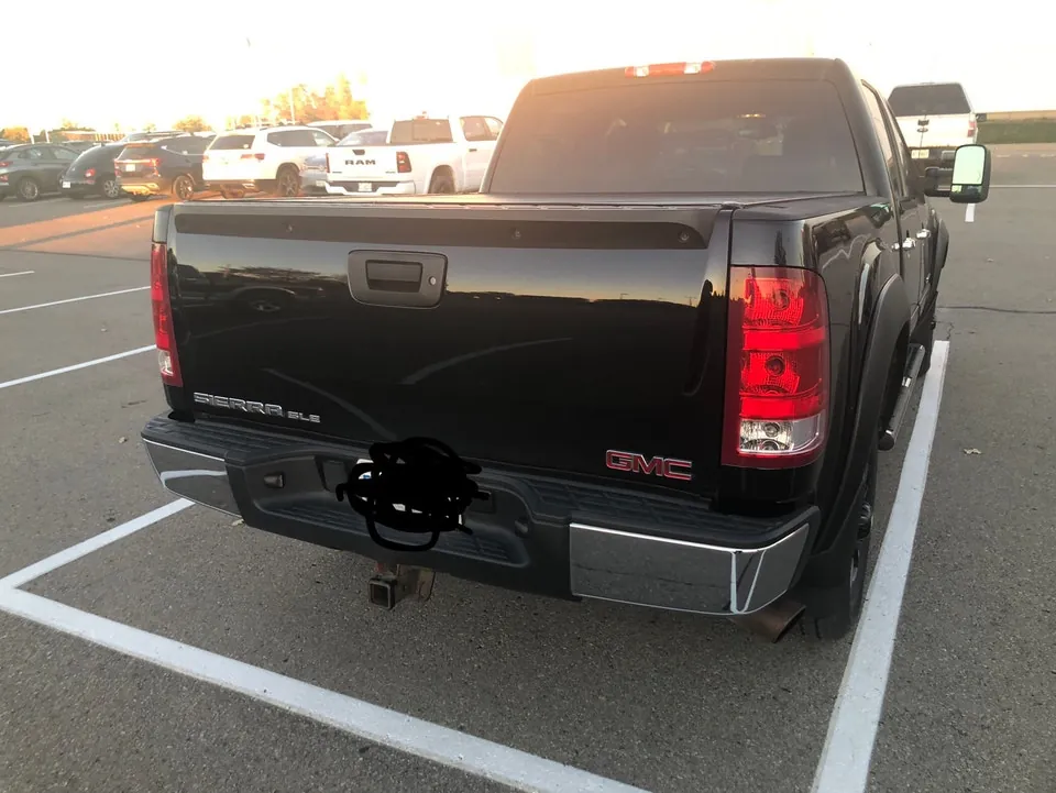 GMC Sierra 1500 2012 photo 2