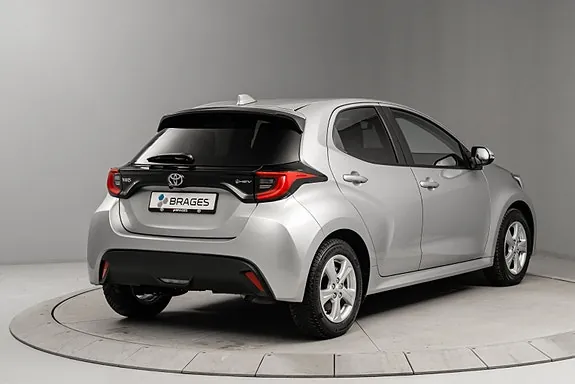 Toyota Yaris 2024 photo 4