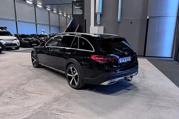Mercedes-Benz C220 D 2024 photo 4