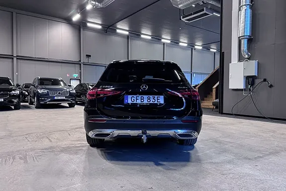Mercedes-Benz C220 D 2024 photo 5
