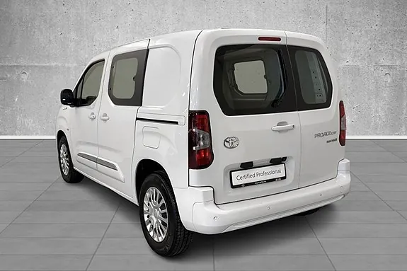 Toyota Proace City 2024 photo 3