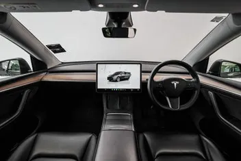 Tesla Model Y 2022 photo 4