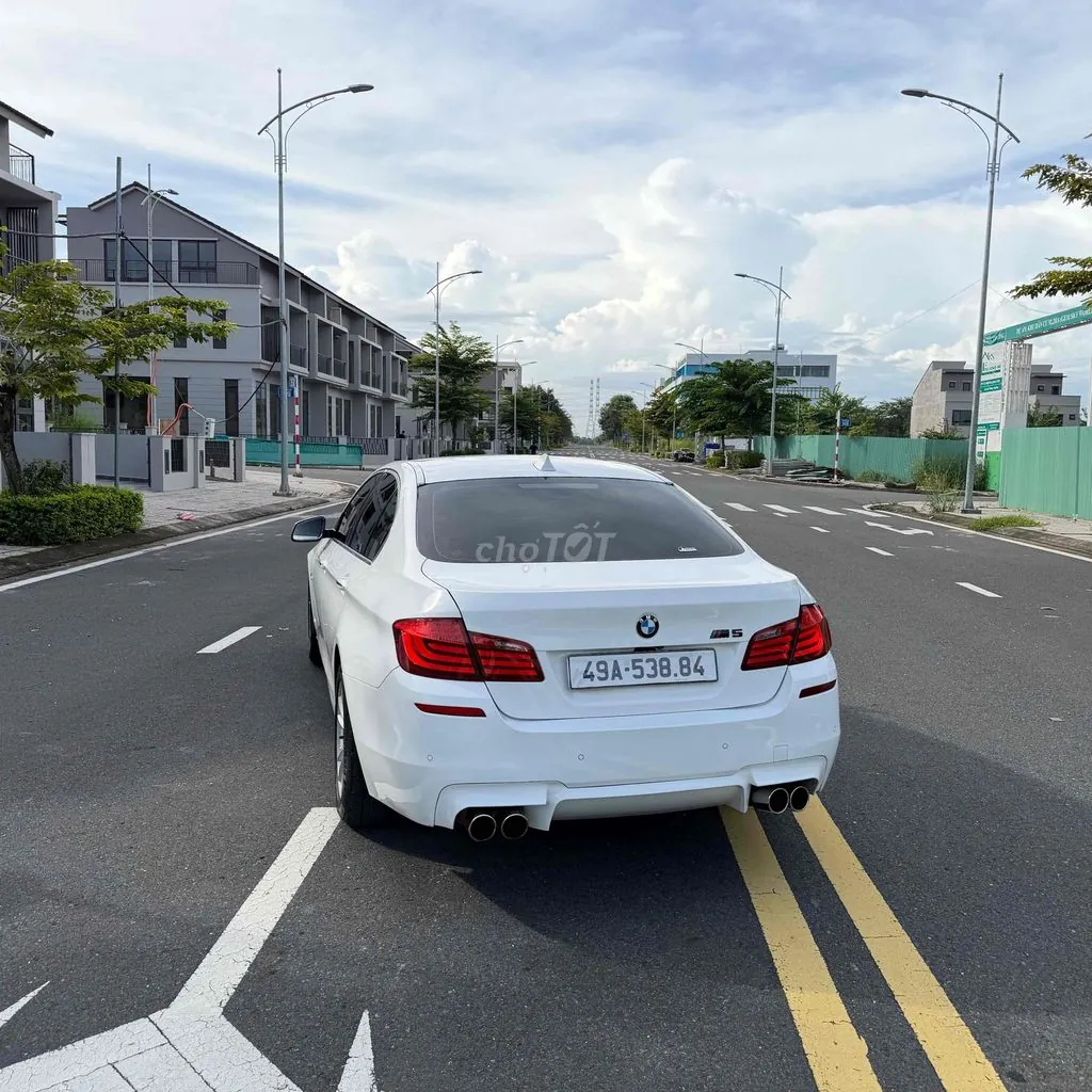 BMW 520I 2014 photo 5