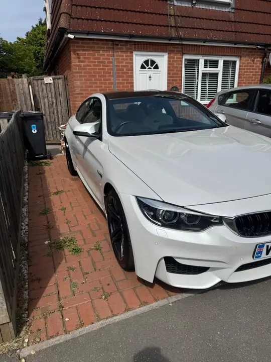 BMW M4 2018 photo 2