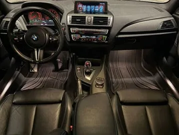 BMW M2 2017 photo 2