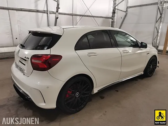 Mercedes-Benz A-Class 2015 photo 4