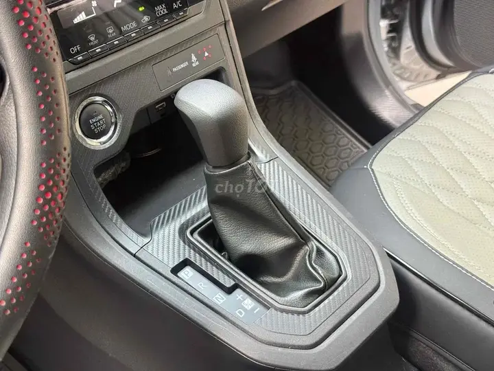 Toyota Avanza Premio 2025 photo 2