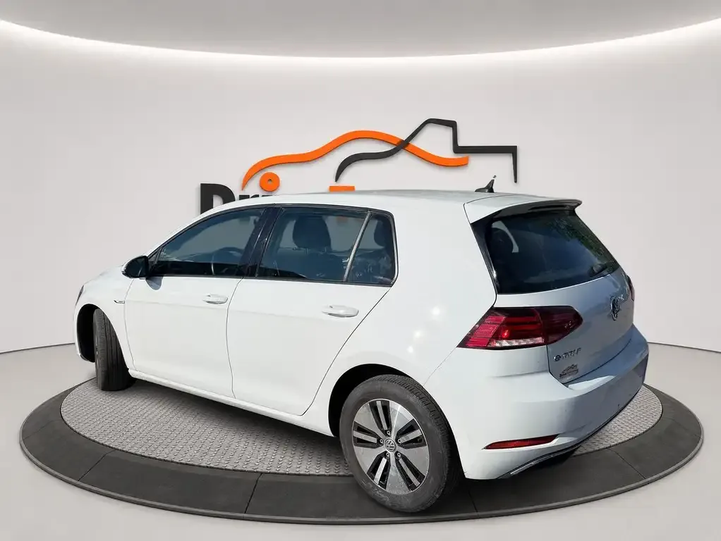 Volkswagen E-Golf 2017 photo 3