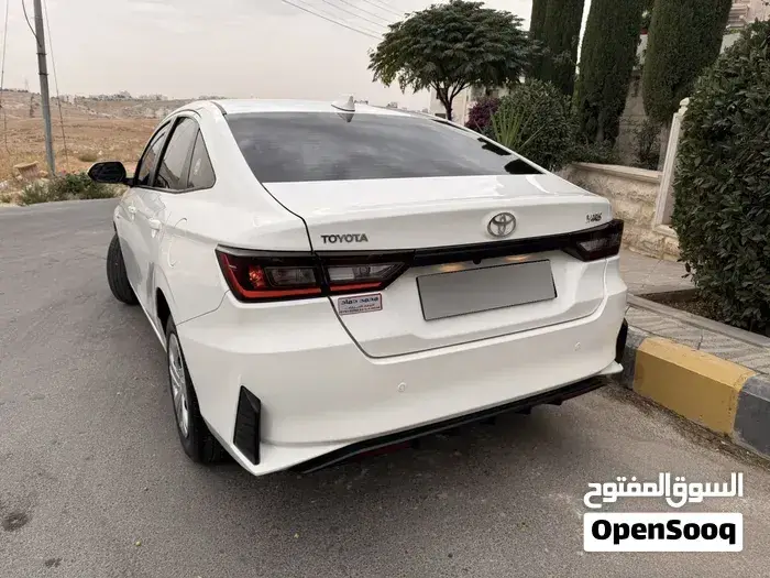 Toyota Yaris 2023 photo 3