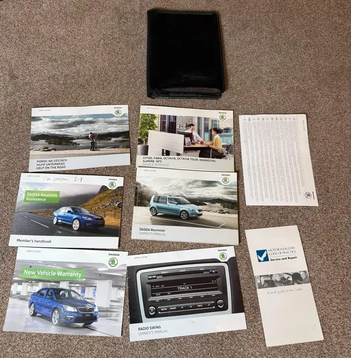 Skoda Roomster 2012 photo 3