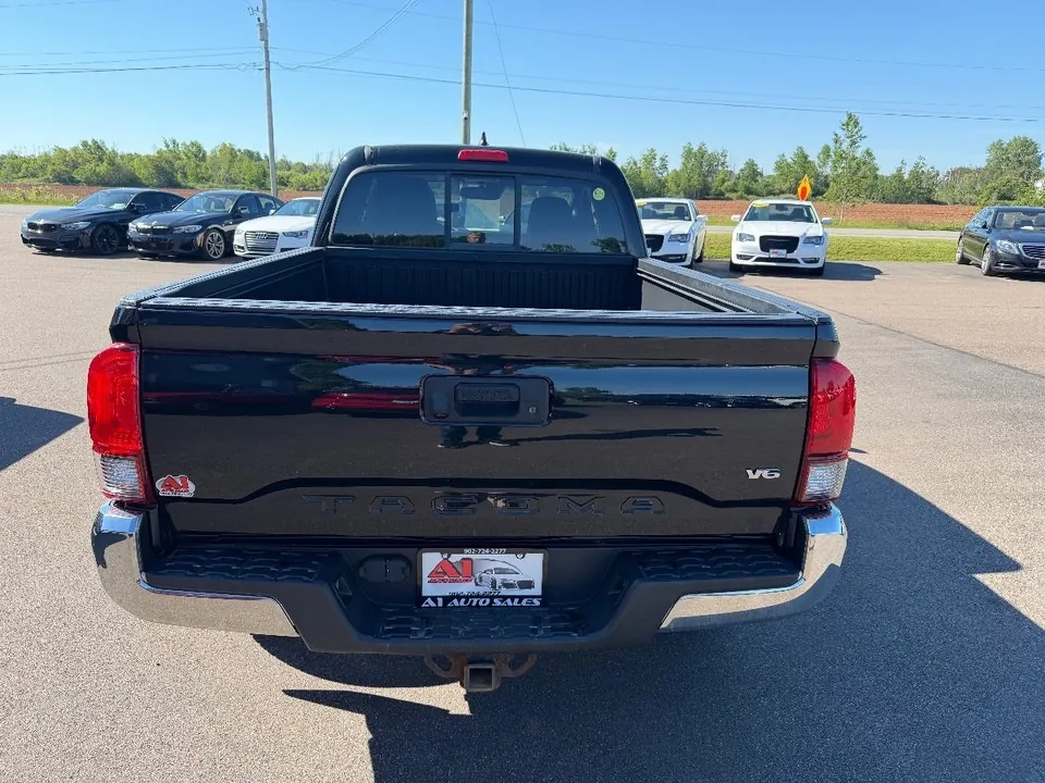 Toyota Tacoma 2018 photo 5