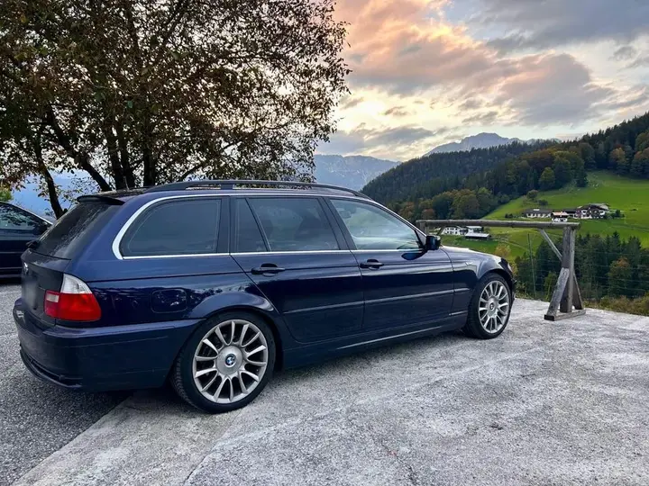 BMW 320I Touring