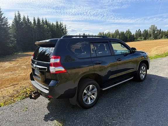 Toyota Land Cruiser 2016 photo 5