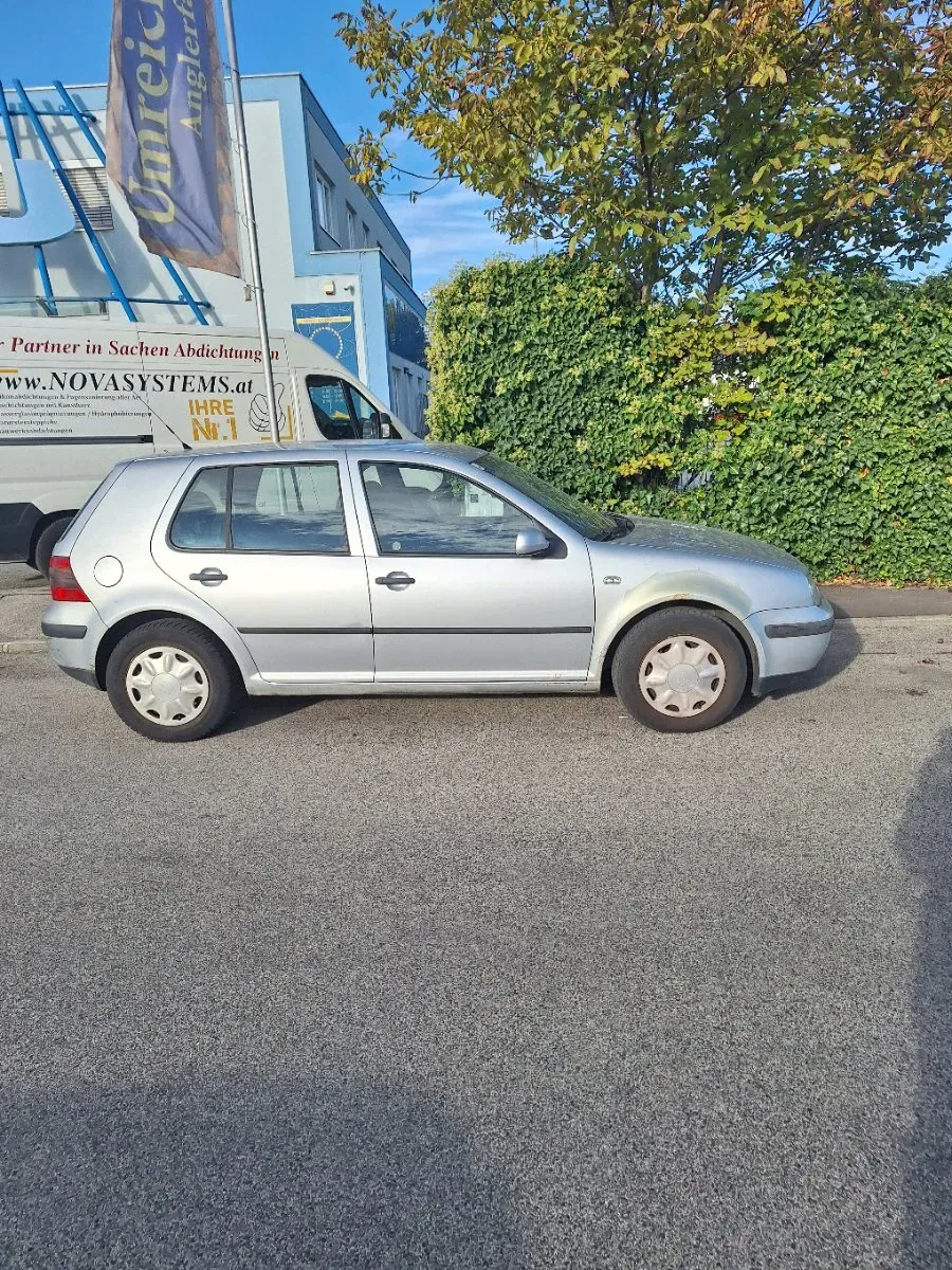 Volkswagen Golf 2003 photo 3