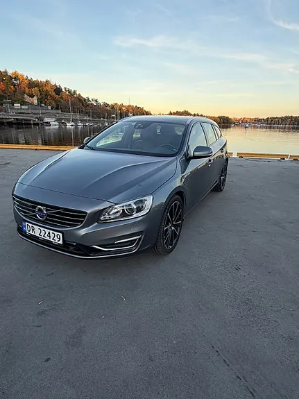 Volvo V60 2017 photo 2