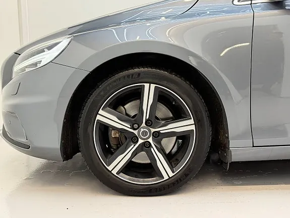 Volvo V40 2017 photo 5