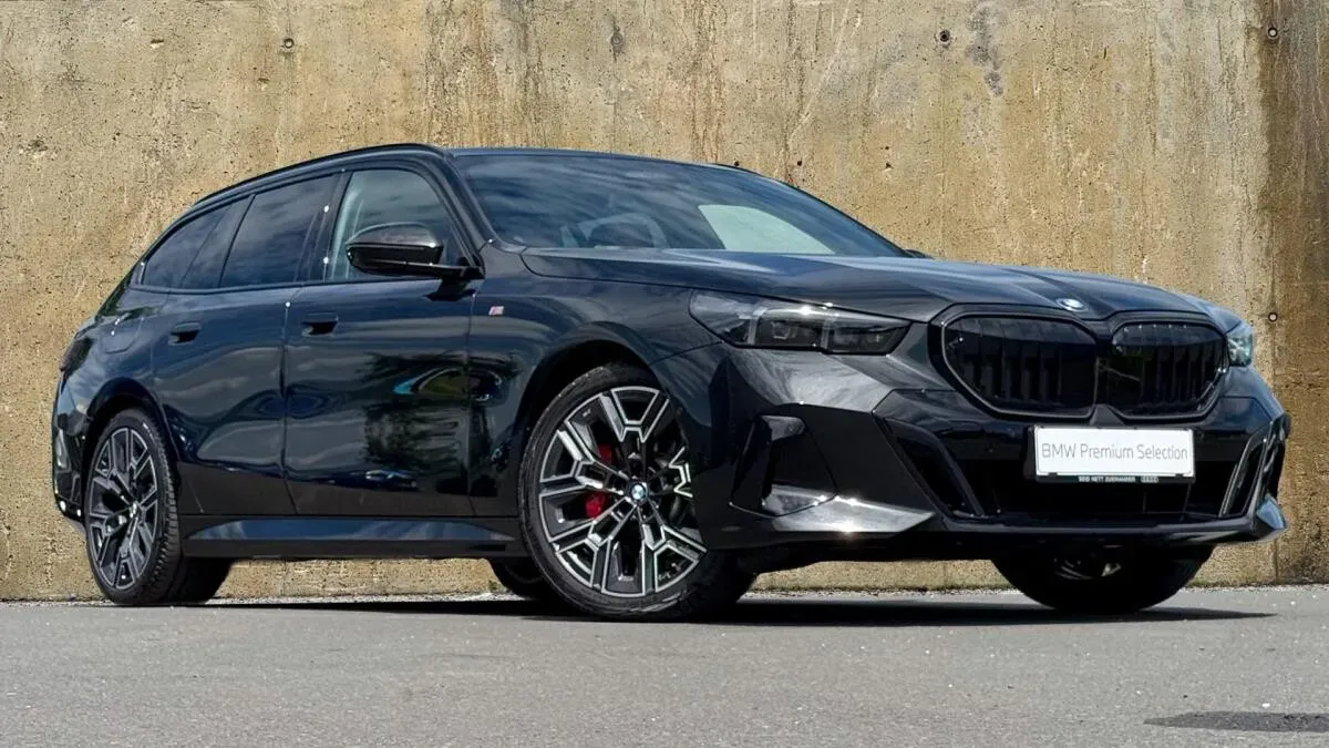 BMW 5 Series 2025 photo 2