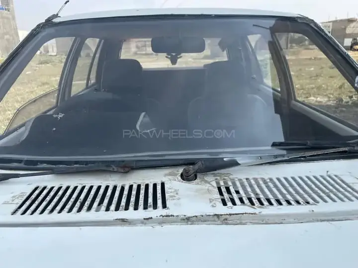 Suzuki Khyber