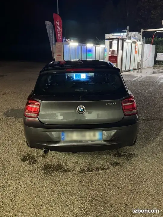 BMW 1 Series 2011 photo 2