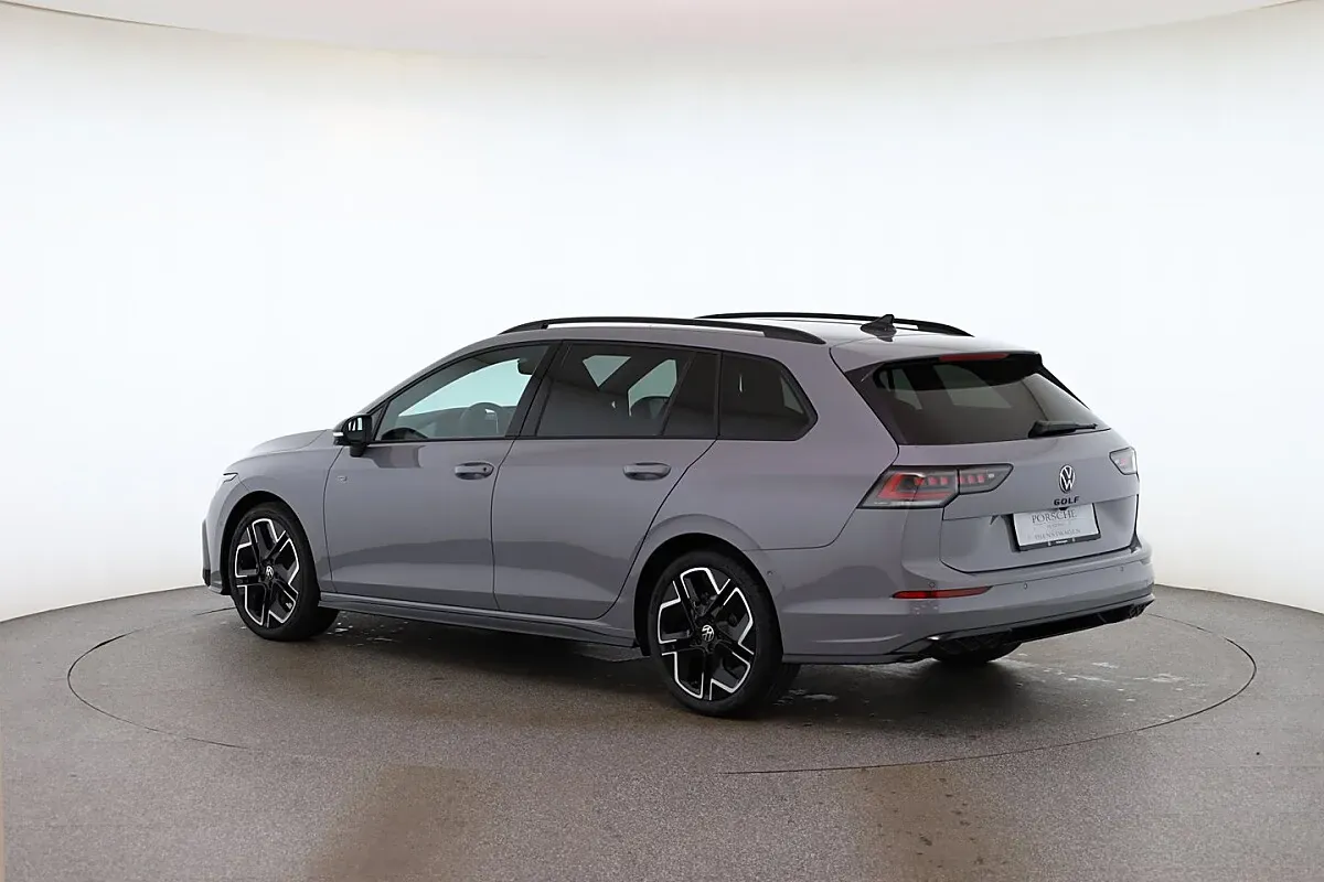 Volkswagen Golf 2026 photo 3
