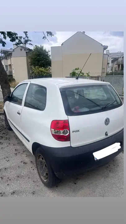 Volkswagen Fox 2009 photo 2
