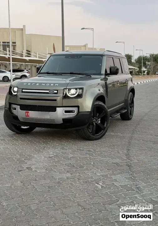 Land Rover Defender 2023 photo 2