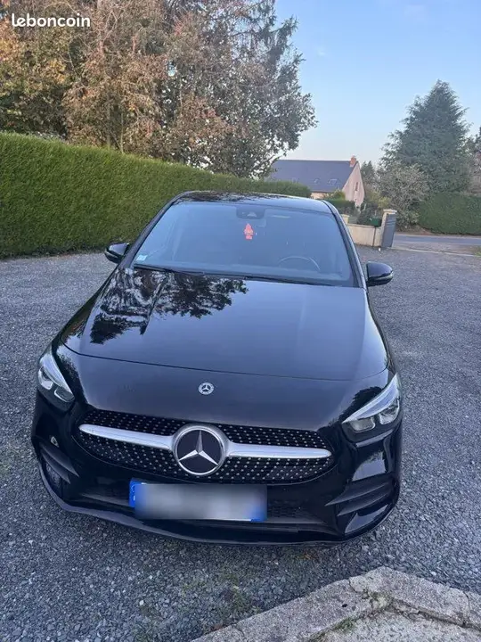 Mercedes-Benz B-Class 2020 photo 3