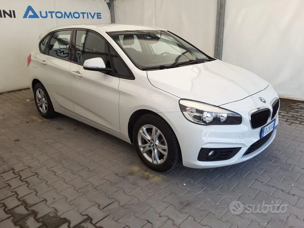 BMW 218 D Active Tourer Advantage 2016 photo 2
