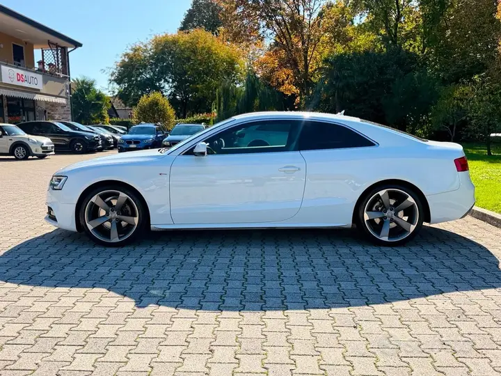 Audi A5 2014 photo 5