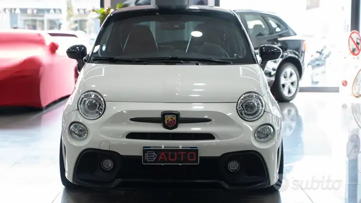 Abarth 595 Competizione 2018 photo 2