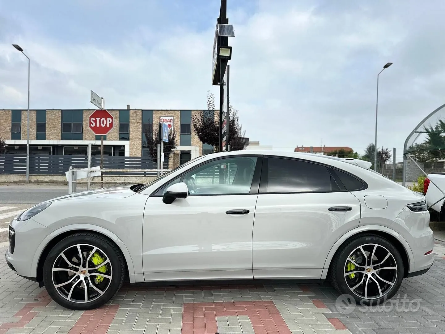Porsche Cayenne 2022 photo 3