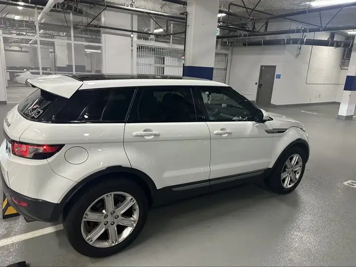 Land Rover Range Rover Evoque 2015 photo 3