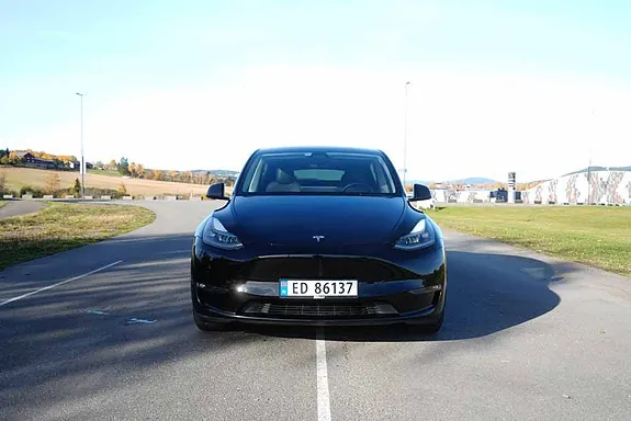 Tesla Model Y 2022 photo 4