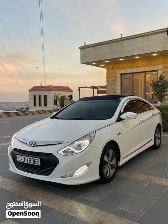 Hyundai Sonata 2012 photo 2
