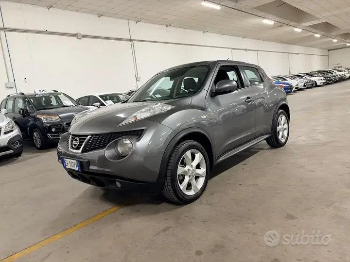 Nissan Juke 2010 photo 2