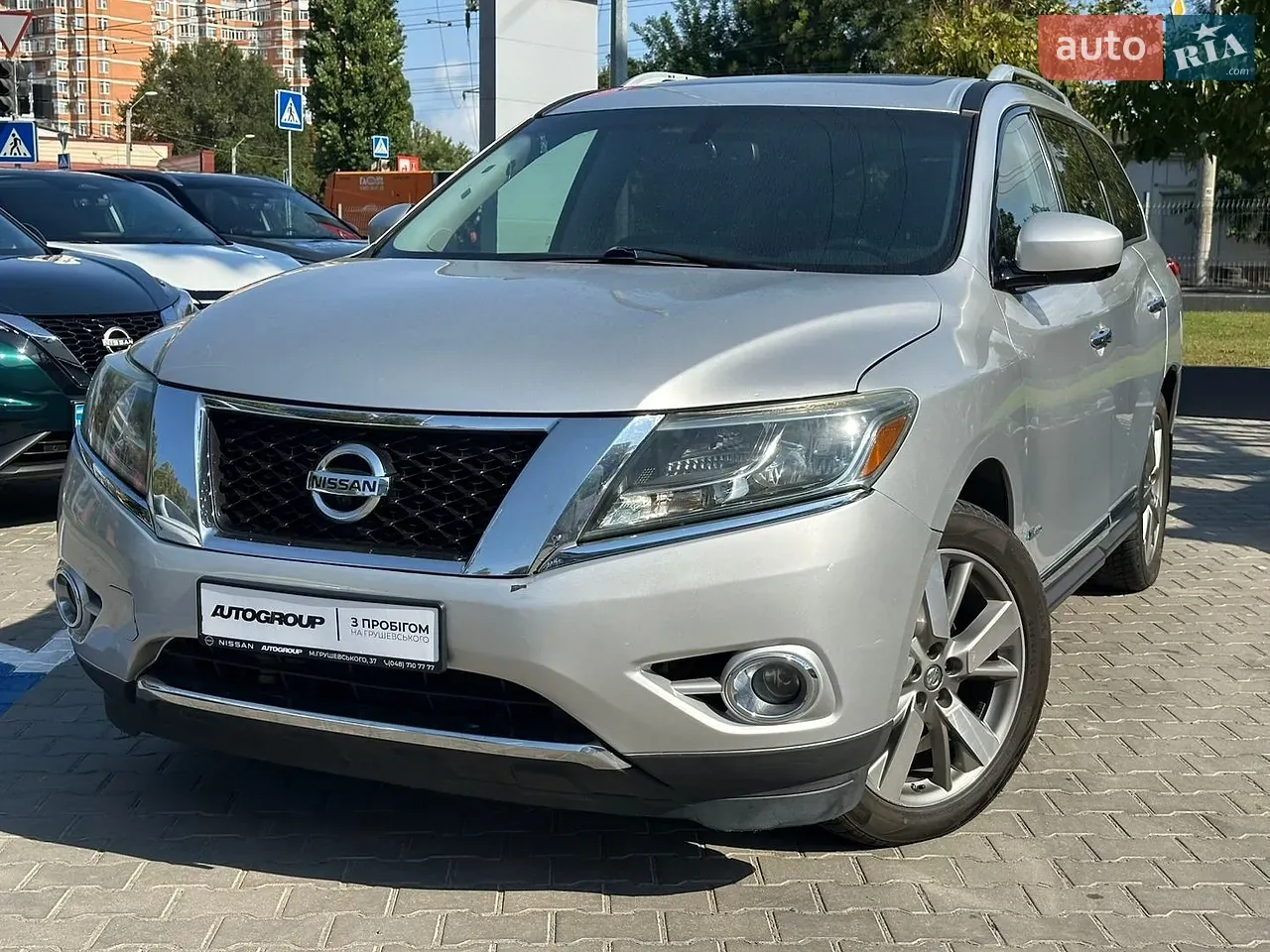 Nissan Pathfinder 2013 photo 3