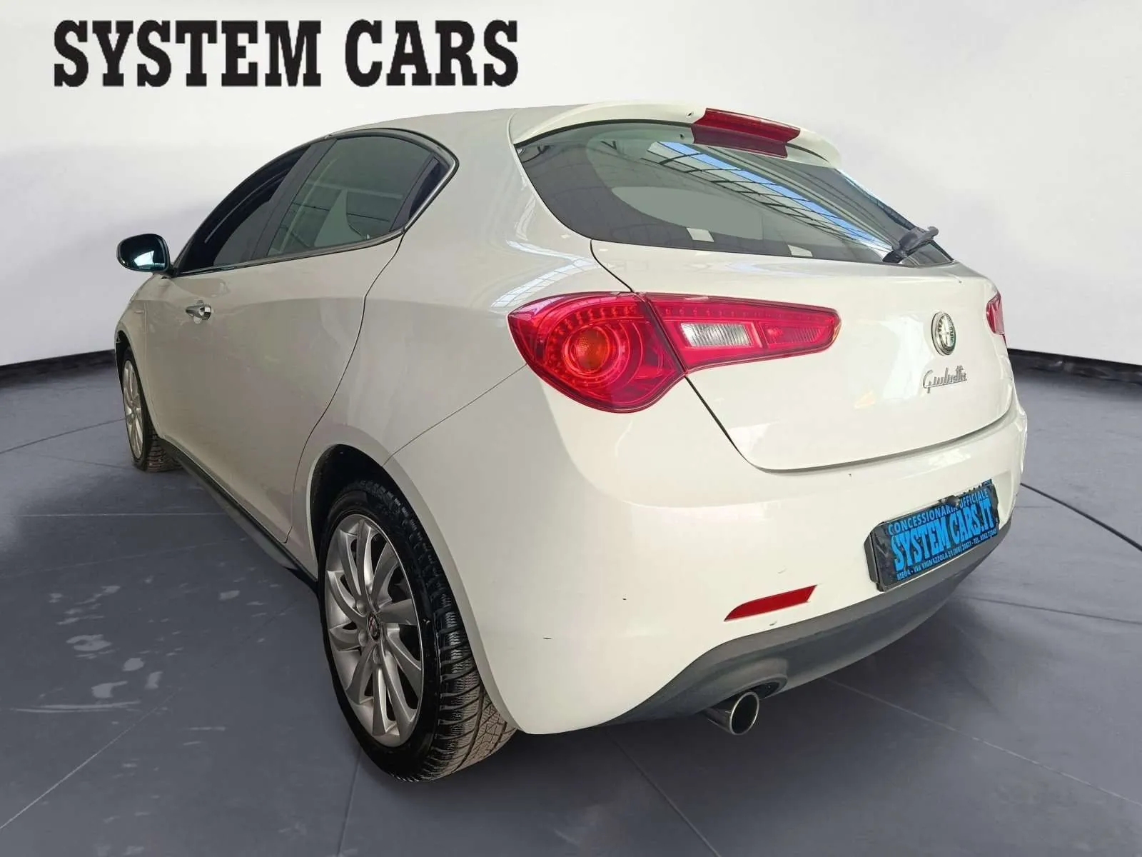 Alfa Romeo Giulietta 2011 photo 5