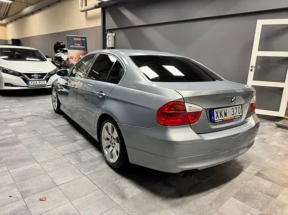 BMW 325I 2006 photo 4