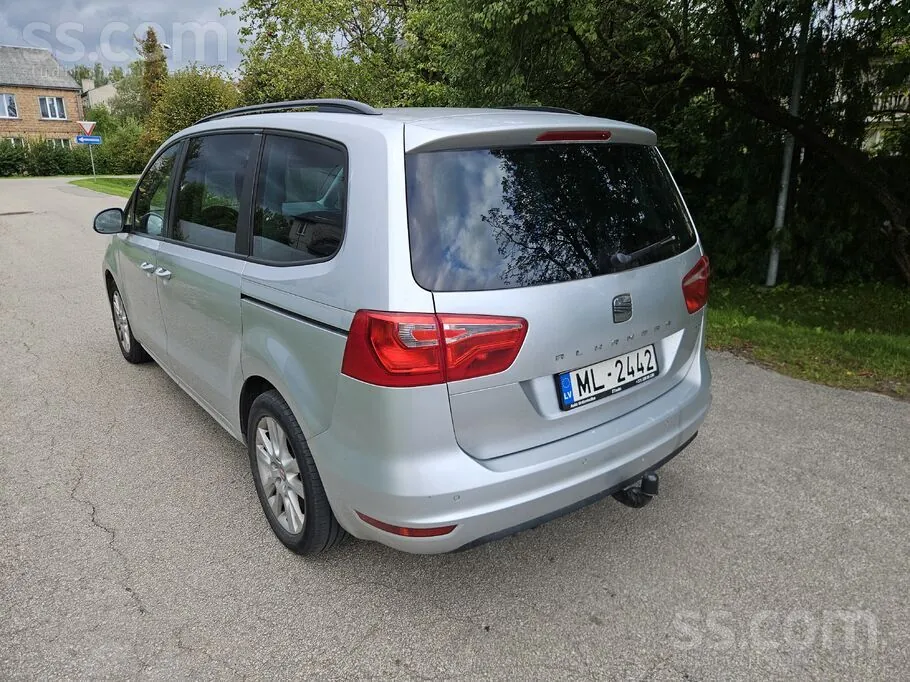 Seat Alhambra 2015 photo 5