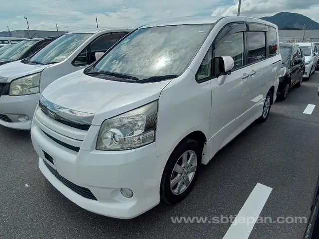 Toyota Noah G Edition 2008 photo 2