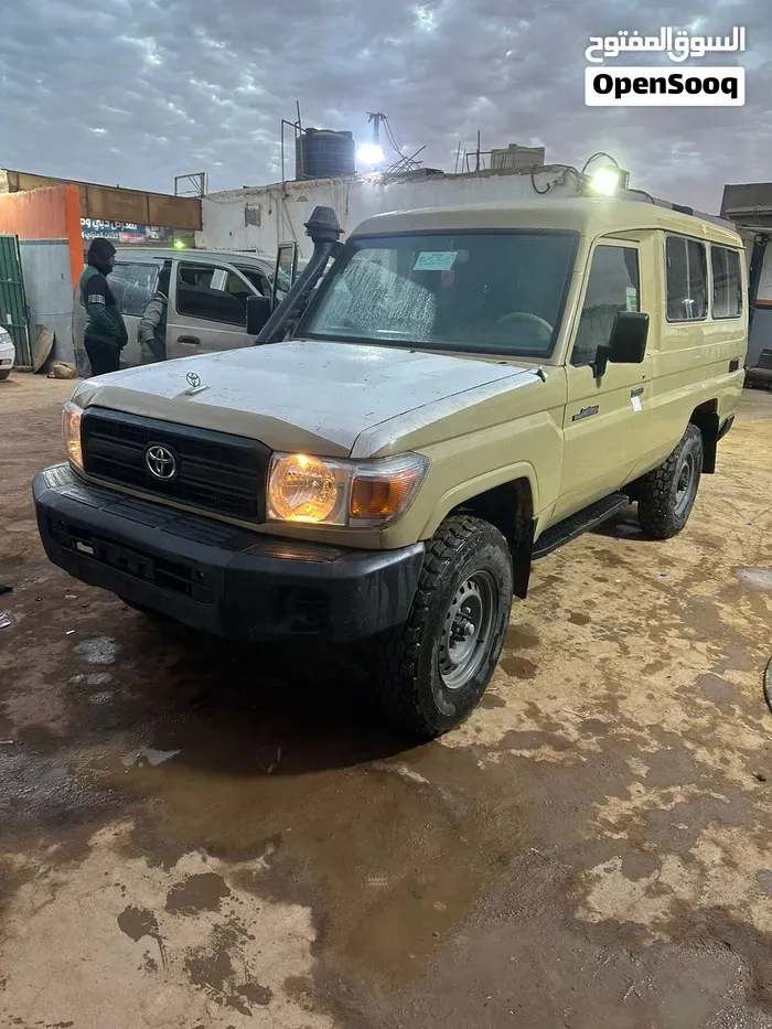 Toyota Land Cruiser
