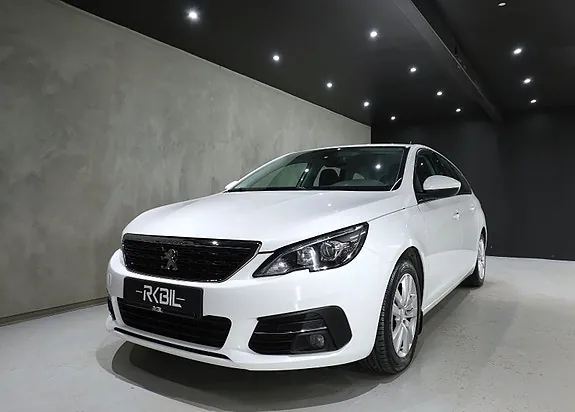 Peugeot 308 2019 photo 2