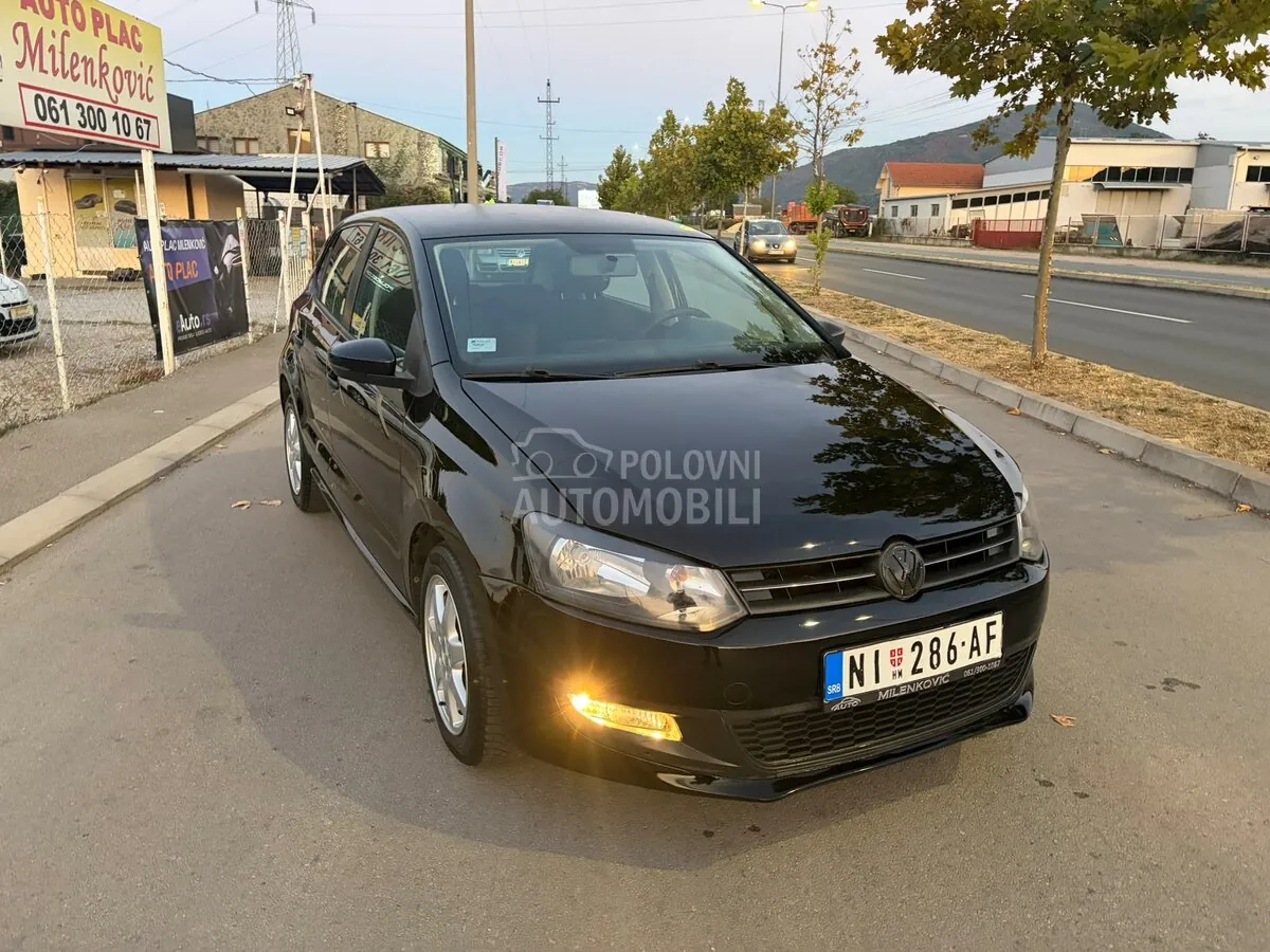 Volkswagen Polo 2011 photo 3